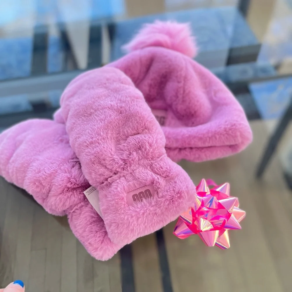 UGG Pink Fuzzy Hat with Pom Pom Matching mittens